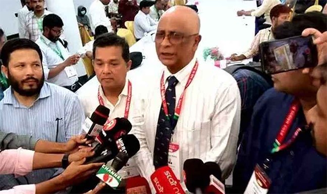 চাকসু নির্বাচন: কালি উঠে যাওয়া নিয়ে যে ব্যাখ্যা দিলো নির্বাচন কমিশন