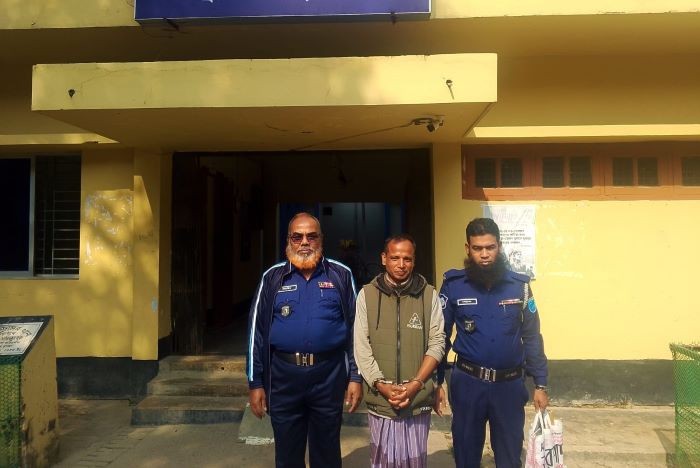 চরভদ্রাসনে রাজনৈতিক মামলায় সাবেক ছাত্রলীগ নেতা গ্রেপ্তার