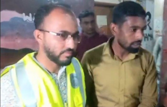 চাঁদপুরর রেলের টিকেট বিক্রির সাড়ে ৭ লাখ টাকা আত্মসাতে একজনকে আটক করেছেন রেলওয়ে পুলিশ
