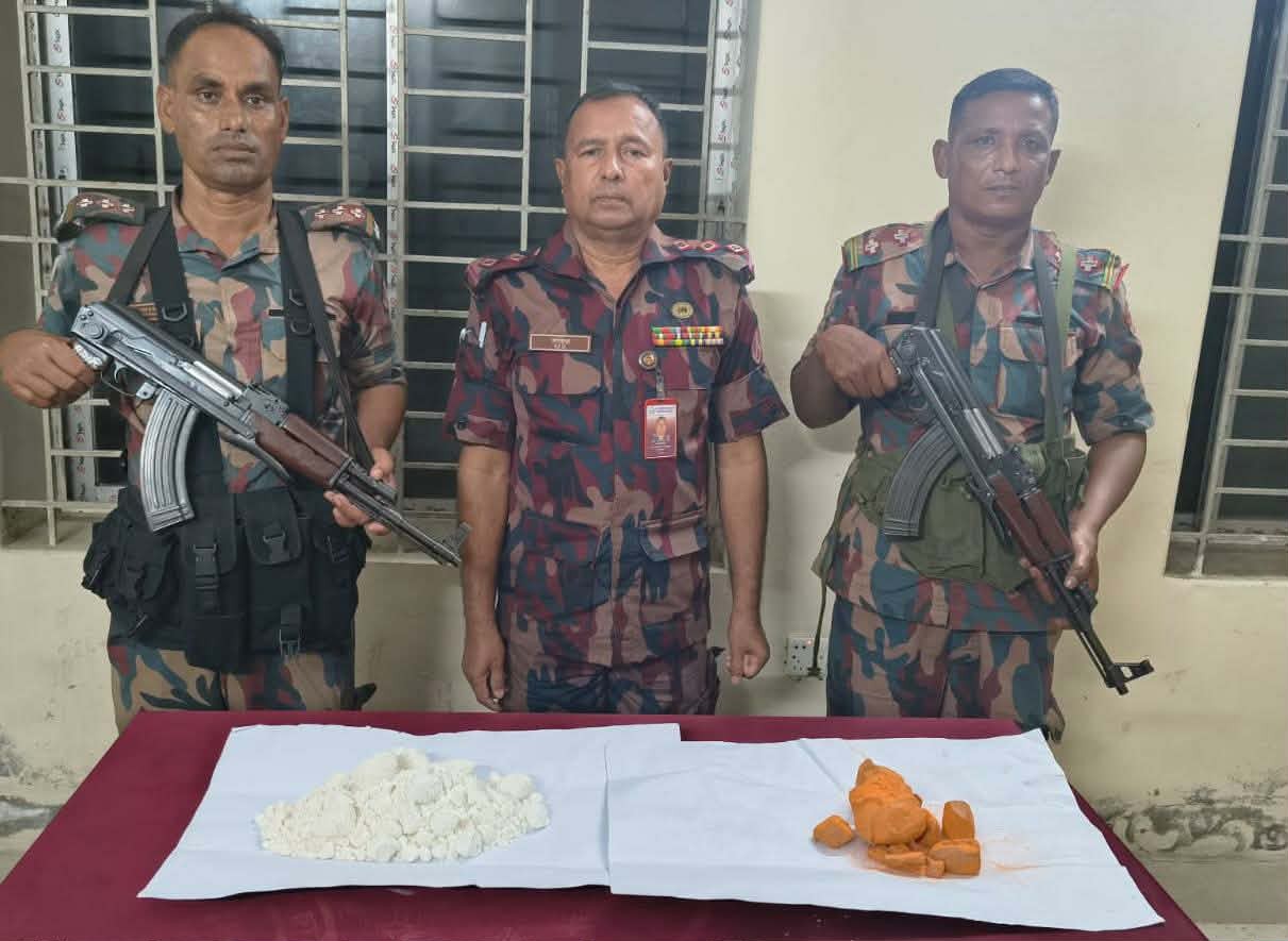 বেনাপোল বন্দর এলাকায় অবৈধ বিস্ফোরকের চালান উদ্ধার
