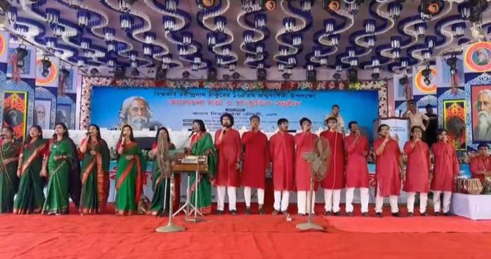 রবীন্দ্রনাথ ঠাকুরের ১৬৫তম জন্মজয়ন্তী, কুঠিবাড়ি বাড়িসহ বিভিন্ন সামাজিক সাংস্কৃতি সংগঠনে উৎসবের আমেজ