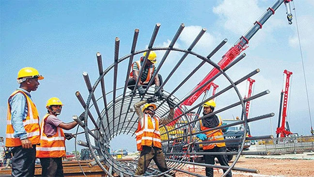 দুই বছর পর মালয়েশিয়ার শ্রমবাজারে আশার আলো, সিদ্ধান্ত আসতে পারে প্রধানমন্ত্রীর সফরে